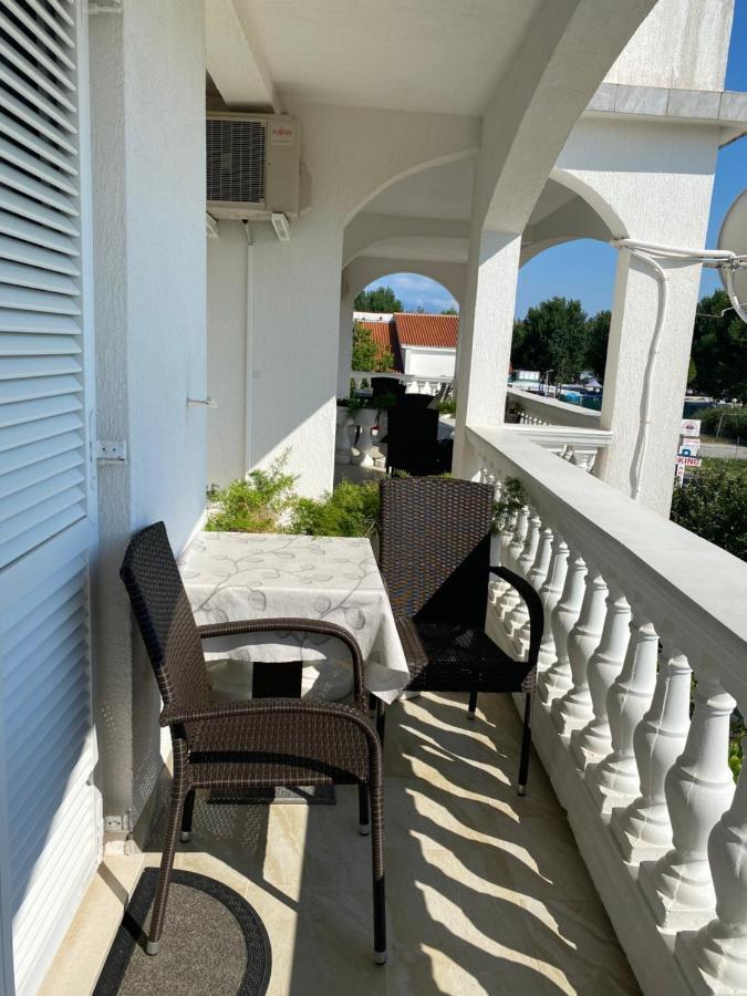 Apartments Marija Лопар Екстериор снимка