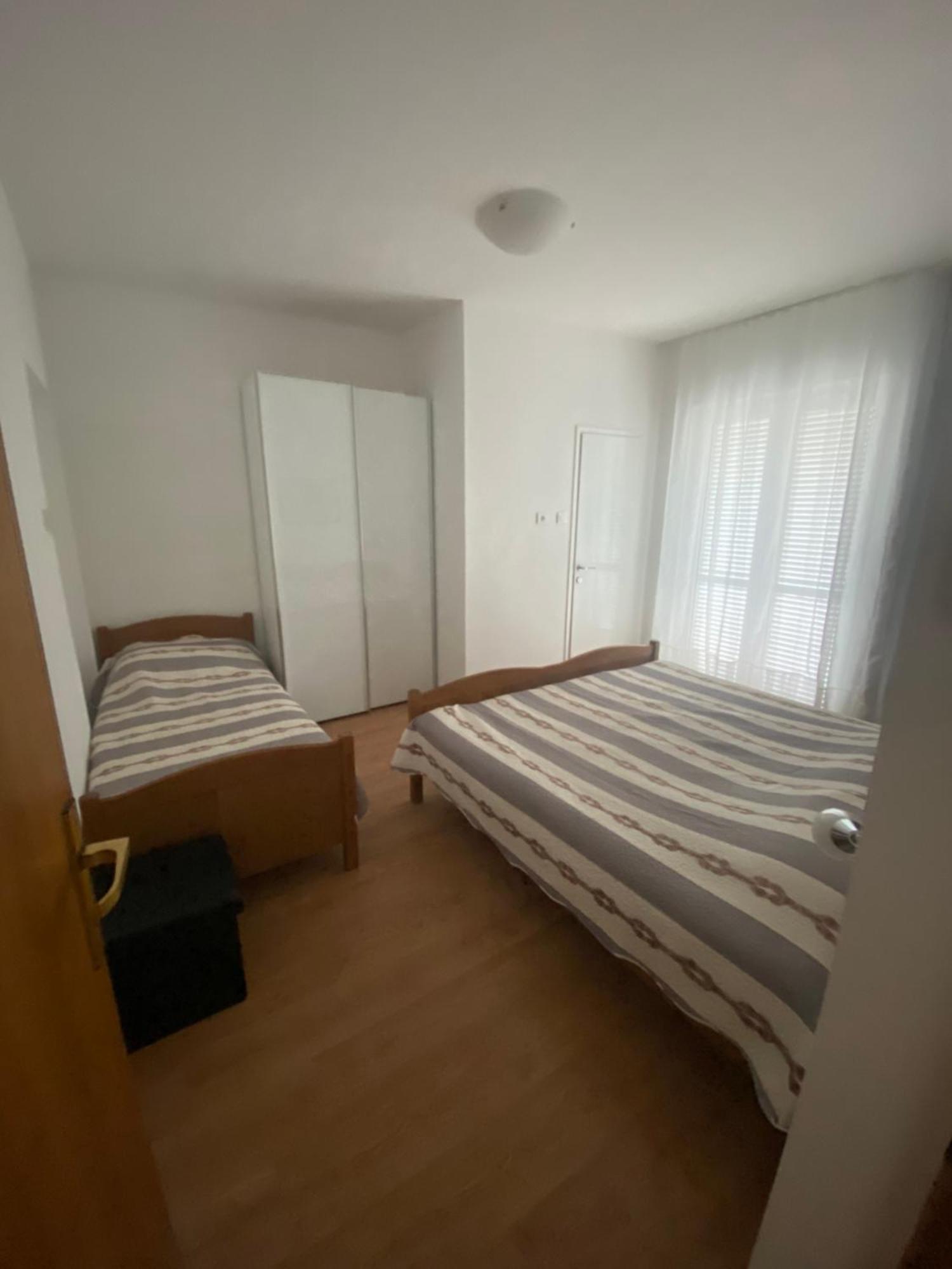 Apartments Marija Лопар Екстериор снимка