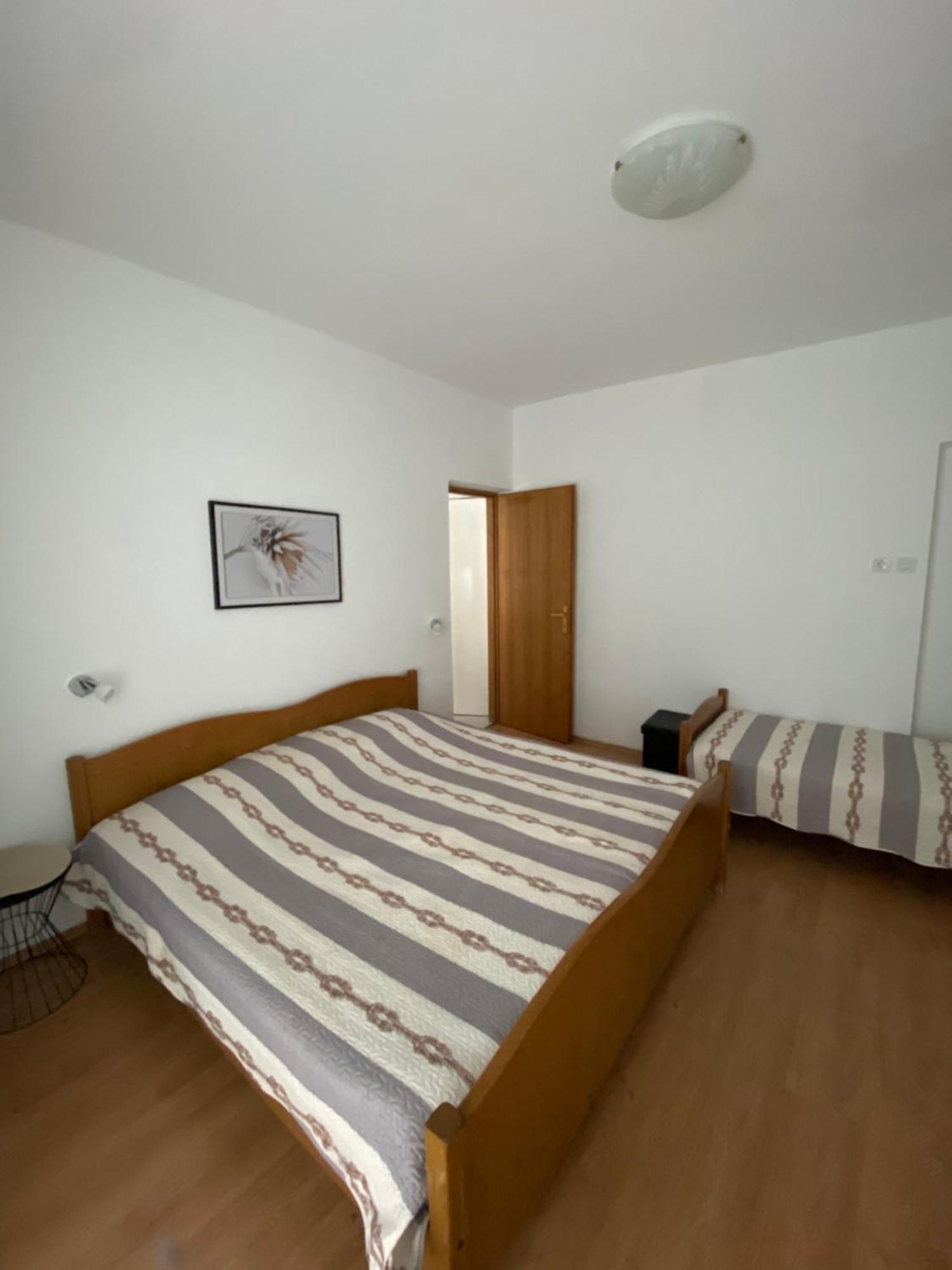 Apartments Marija Лопар Екстериор снимка